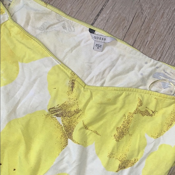 Guess - Picture 4 of 7